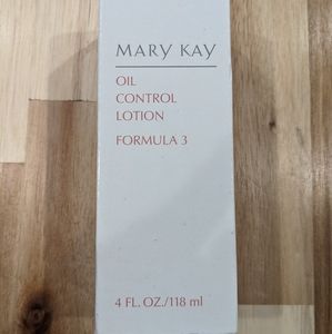 Mary Kay Oil Control Lotion NEW 4 FL.oz.